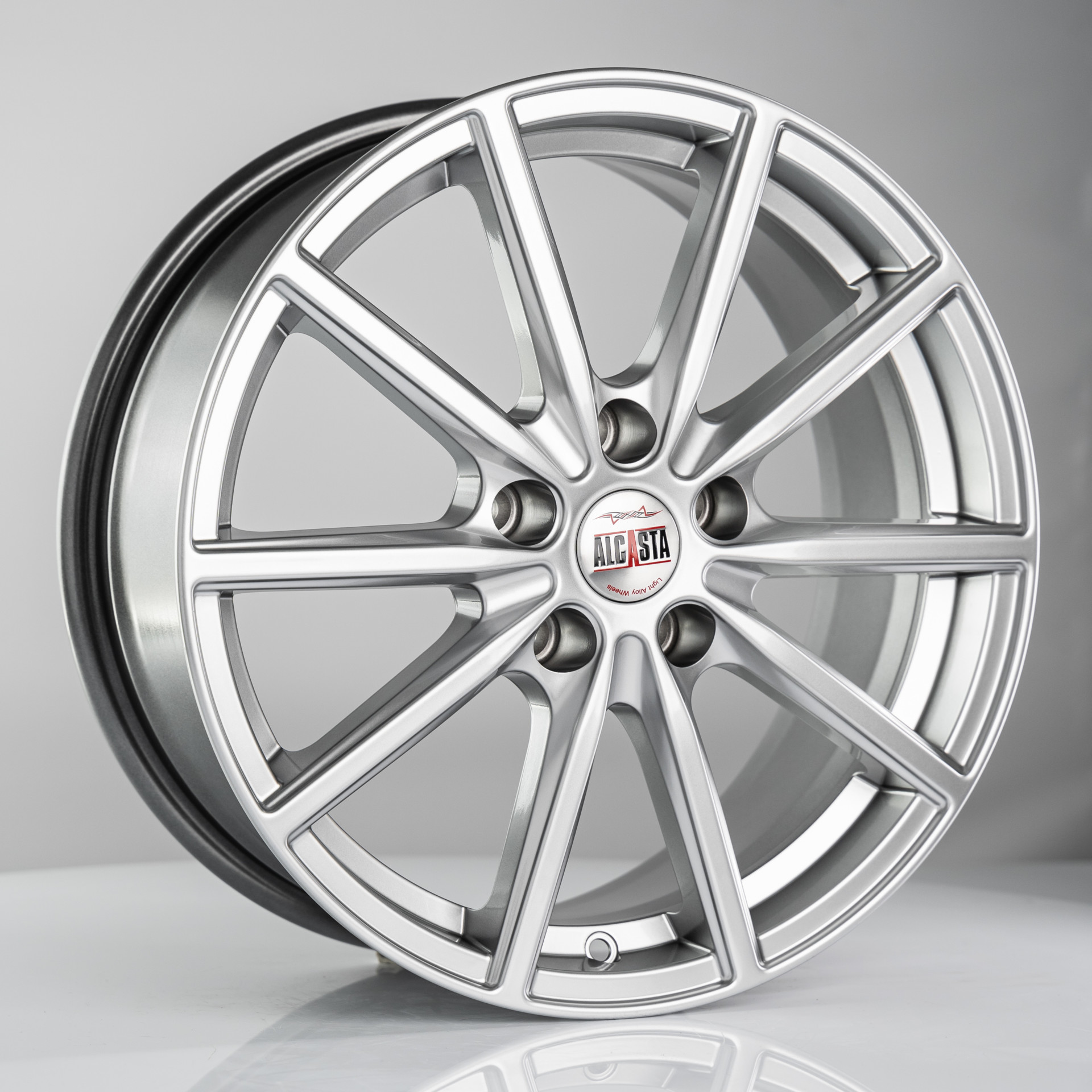 ALCASTA M61 7J x 17 5x110 ET39 DIA65.10