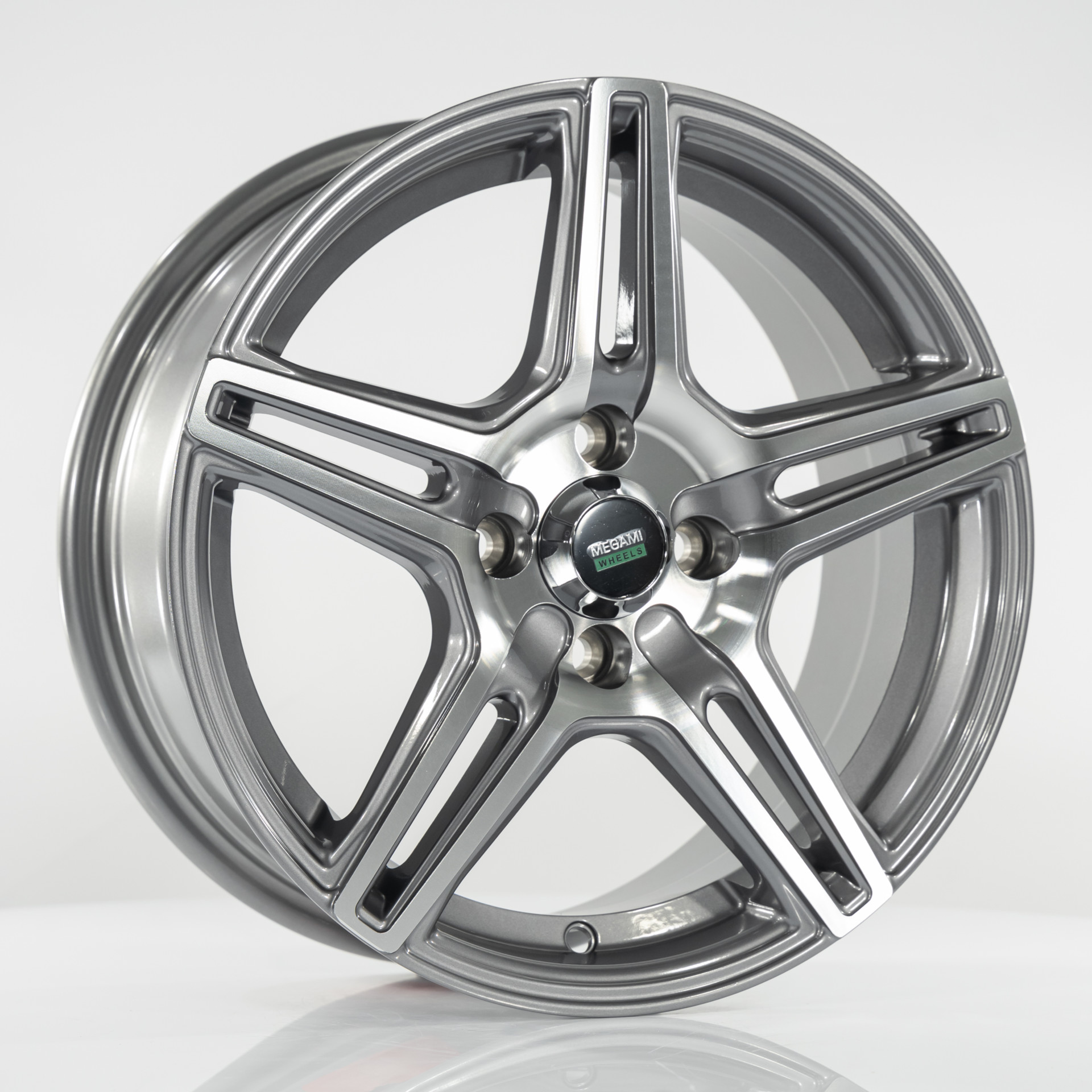 Megami MGM-38 6.5J x 15 4x100 ET40 DIA60.10