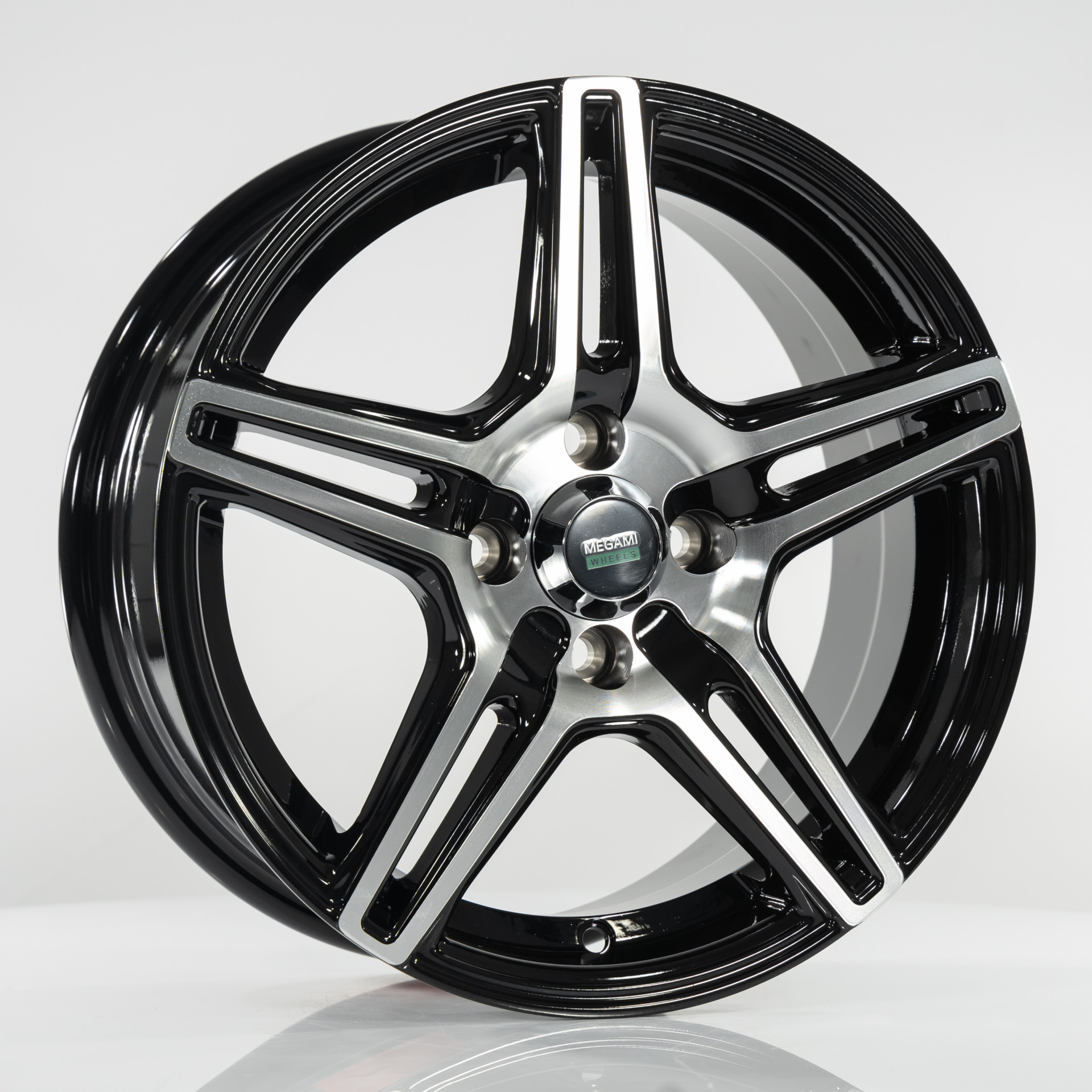 Megami MGM-38 6.5J x 15 4x100 ET46 DIA54.10